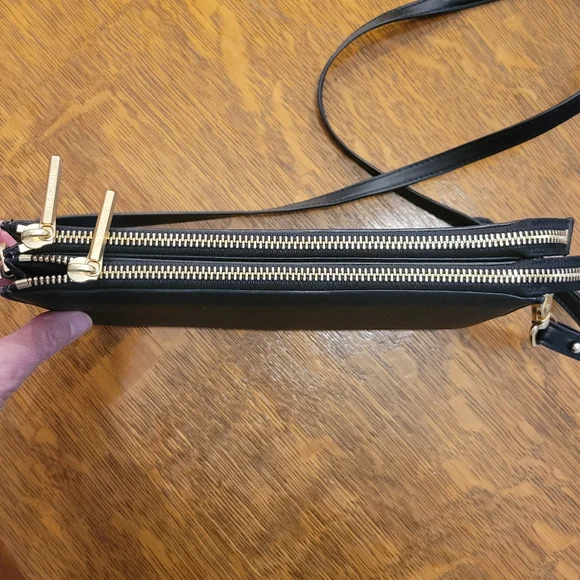 Dagne Dover Essentials Wallet Crossbody Dark Brown EUC - Picture 2 of 8